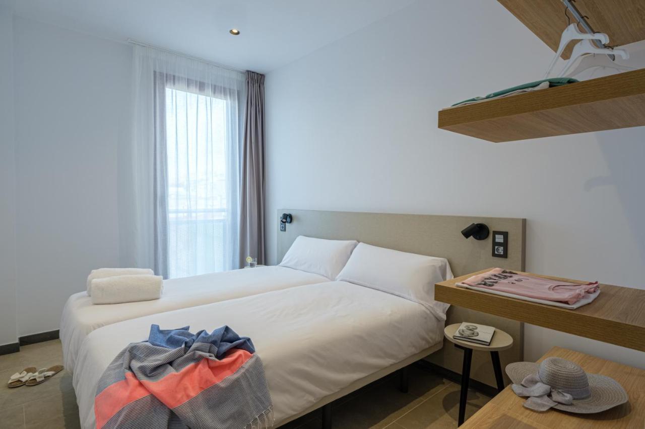 Tgna Reial 1 Apartman Tarragona Kültér fotó